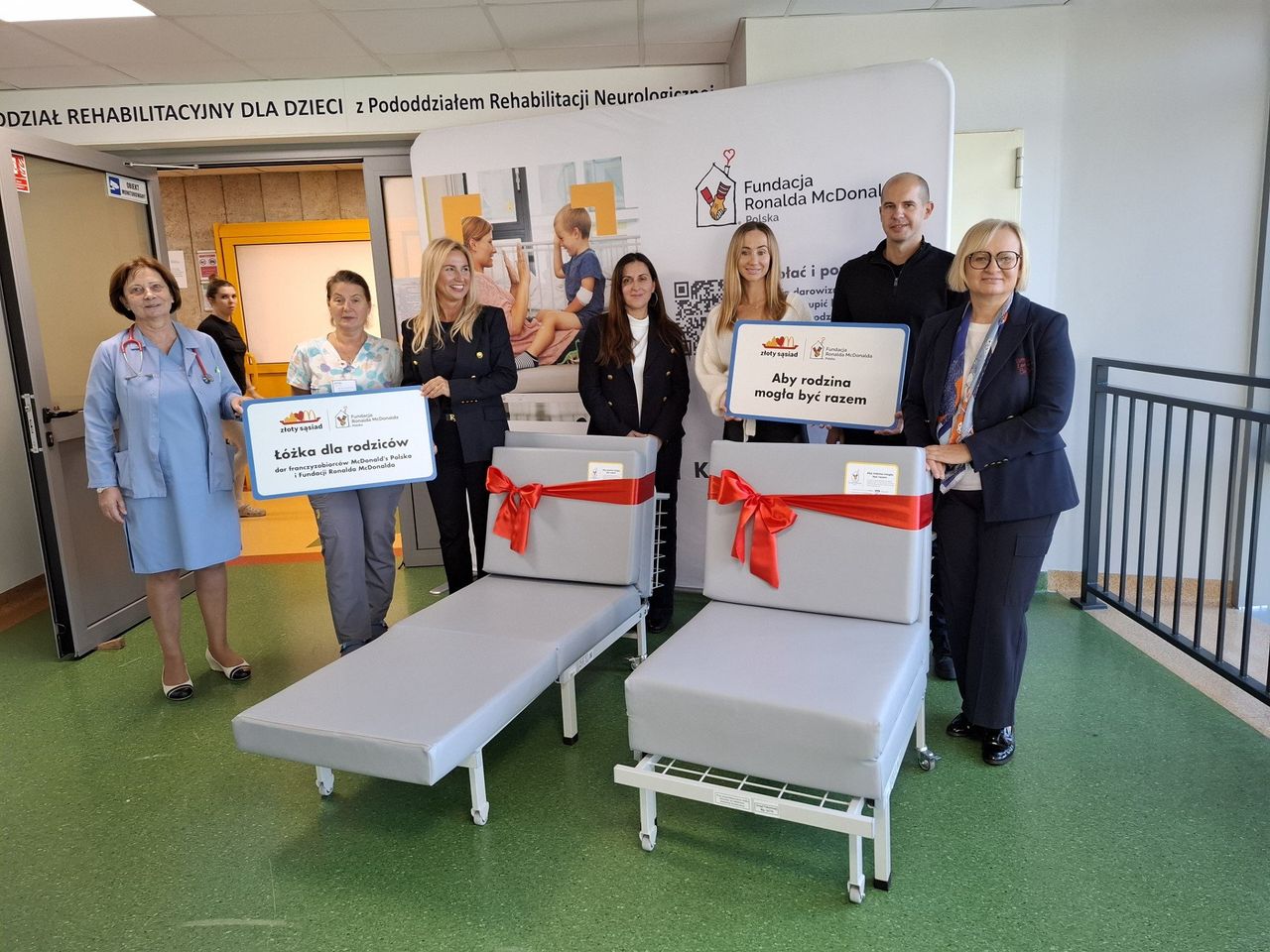 W dziecięcym szpitalu św. Ludwika w Krakowie i Radziszowie, mamy będą towarzyszyć dzieciom na wygodnych łóżkach