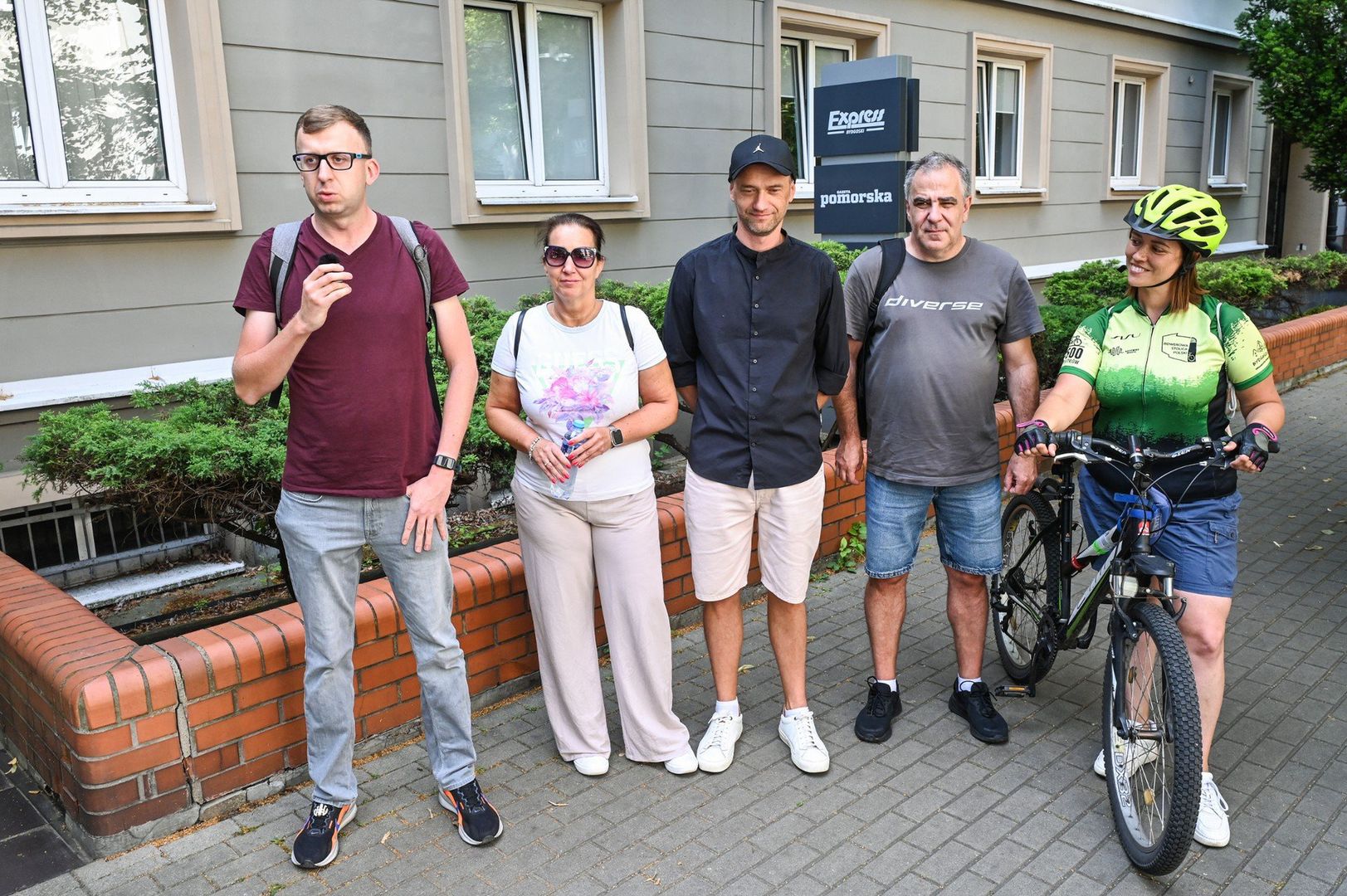 Nasz redakcyjny test - po ponad 15 latach powtarzamy akcję i sprawdzamy, kto dojedzie szybciej z redakcji przy ul. Zamoyskiego w Bydgoszczy na Dworzec Główny.