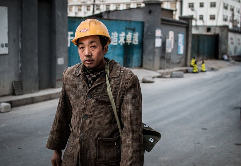 Pracownicy z Korei Północnej pracują niewolniczo w Polsce? Jest raport