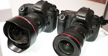 Warte uwagi: kup korpus Canon EOS 5DS lub 5DS R i zgarnij walizkę