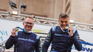 Ależ informacja od Hołowczyca. Wsiądzie do auta wartego miliony