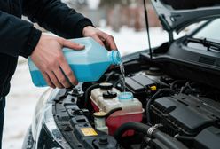 Zbadali zimowe płyny do spryskiwaczy. To wlewają do środka