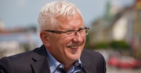 Komornik zajął konto senatora Tyszkiewicza. Nie płacił abonamentu RTV