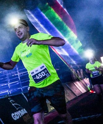 Wyjątkowe nocne biegi w trzech polskich miastach. Ma być spektakularnie