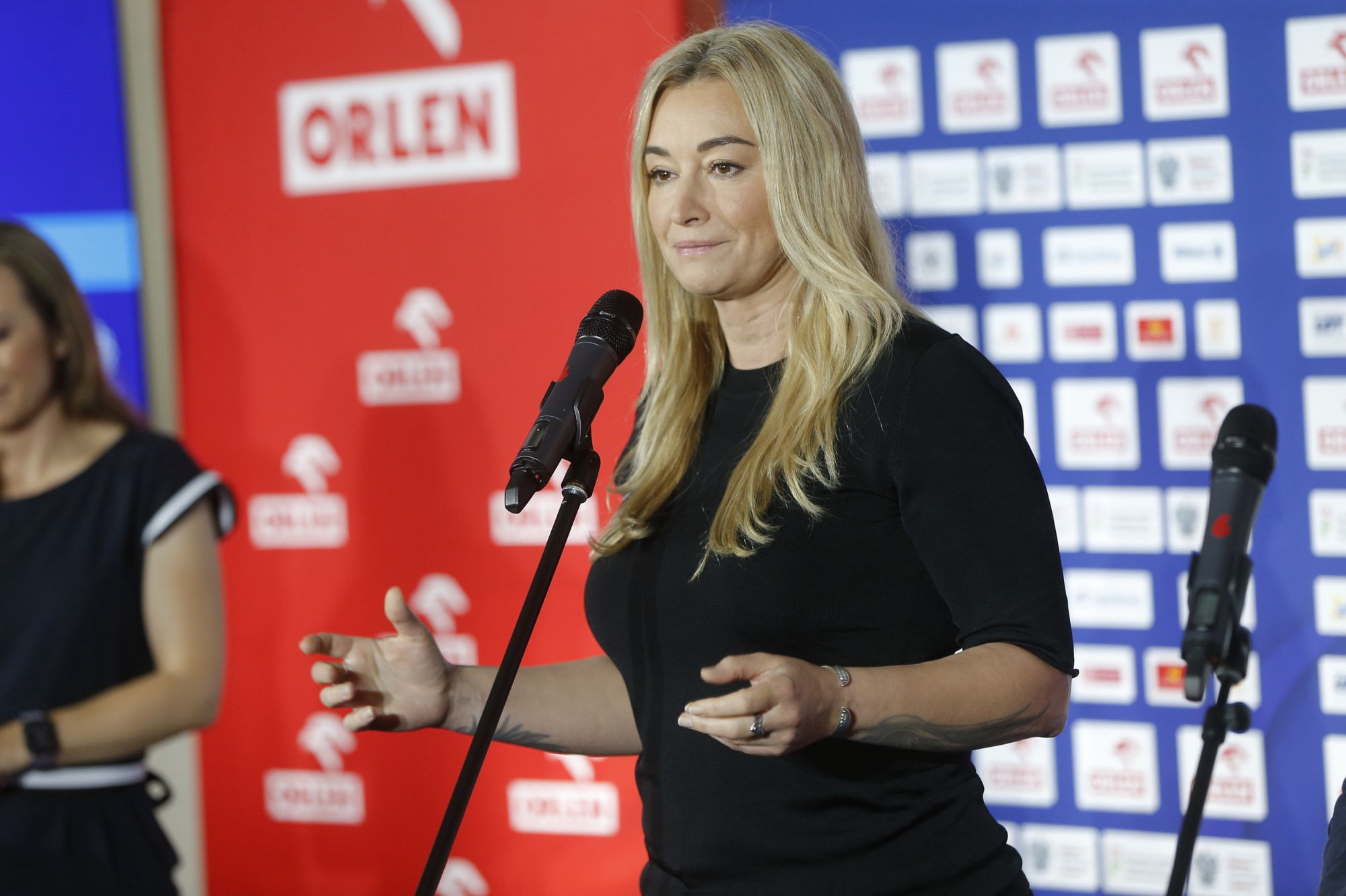 Martyna Wojciechowska na konferencji prasowej