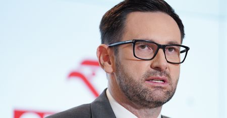 ABW i agentka z wyrokiem. O Danielu Obajtku znów głośno