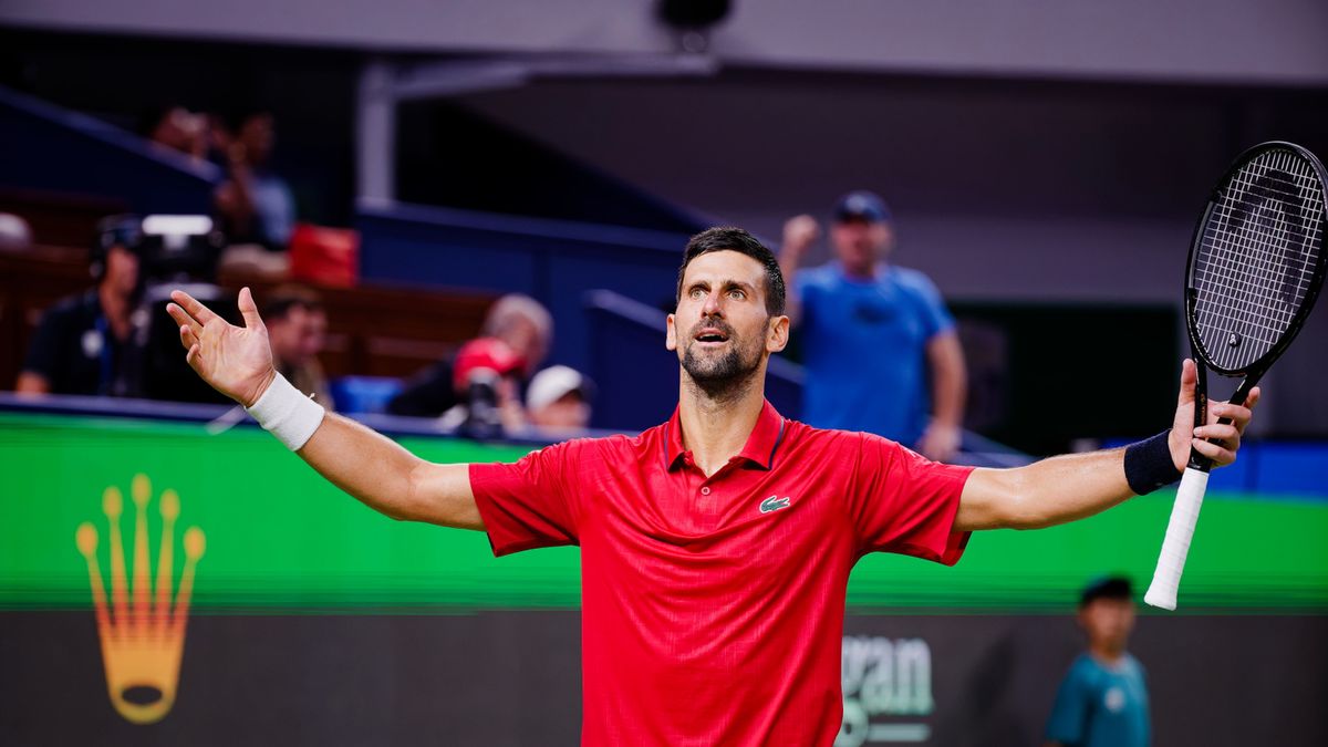 PAP/EPA / ALEX PLAVEVSKI / Na zdjęciu: Novak Djoković