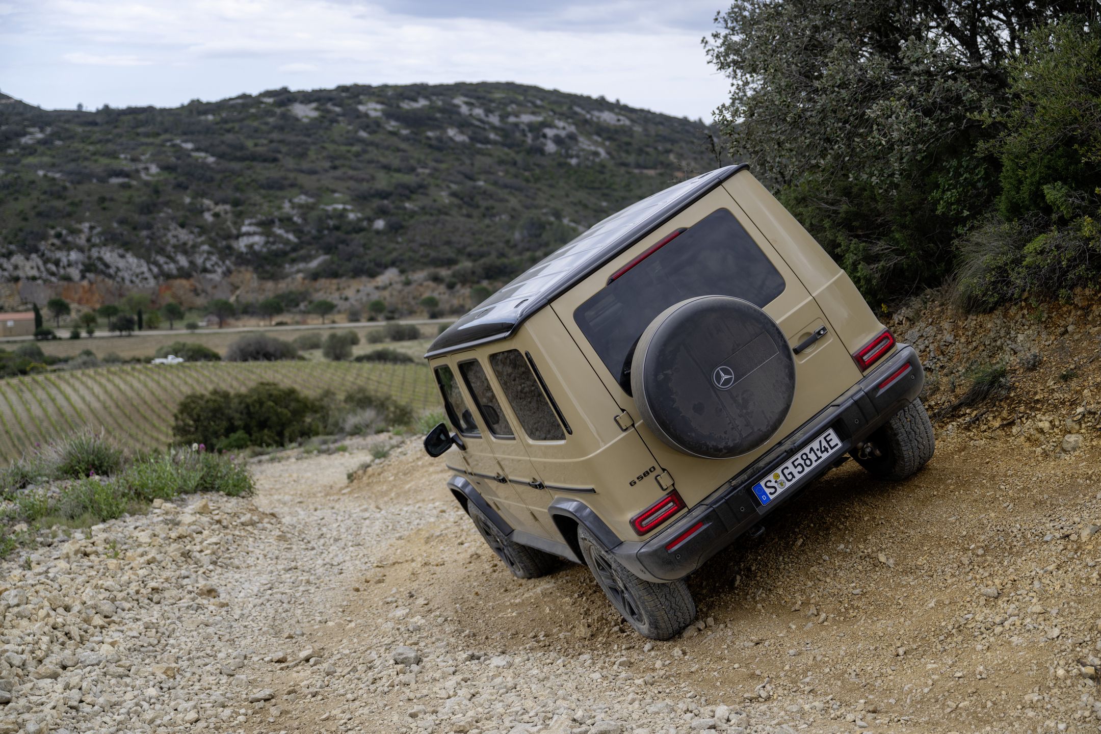 Mercedes-Benz G 580 (W465)