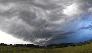 Pogoda w czwartek. Burze, deszcze i lokalnie grad