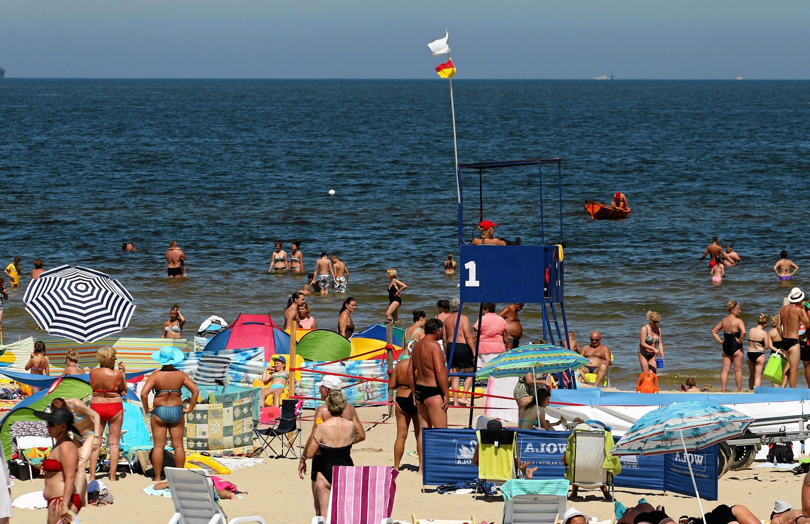 Nawet 7 tys. zł "na rękę". "Nie chcą za te pieniądze pracować"