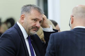 Polacy o przywróceniu praworządności. Złe informacje dla rządu. Sondaż