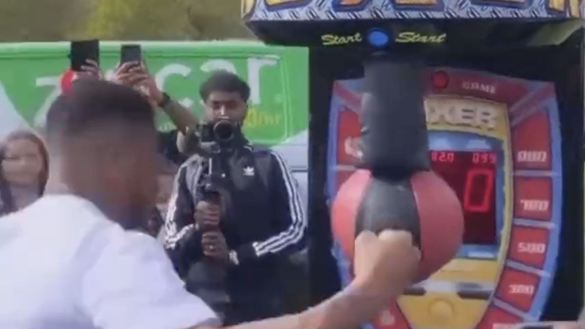 Anthony Joshua powalczy o trzy pasy mistrzowskie 