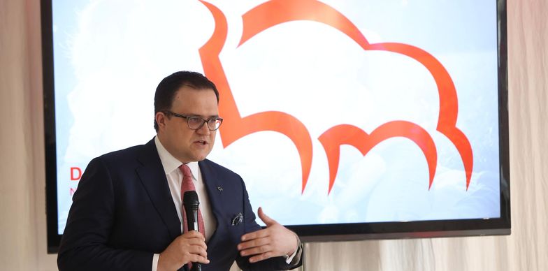 Prezes Michał Krupiński dodaje, że tańsze polisy OC to dopiero początek współpracy ze spółką PZU, z którą bank jest w jednej grupie.