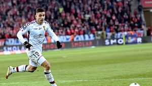 Najlepszy napastnik PKO Ekstraklasy może wyprzedzić Nemanję Nikolicia