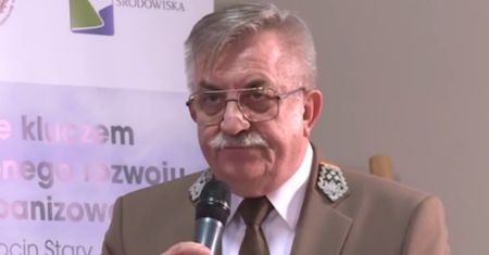 Jan Kosiorowski stracił posadę. Mocnych oskarżeń nie brakowało
