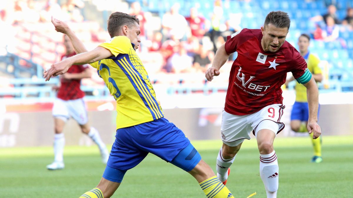 WP SportoweFakty / Stanisław Rozpędzik / Na zdjęciu: Rafał Boguski