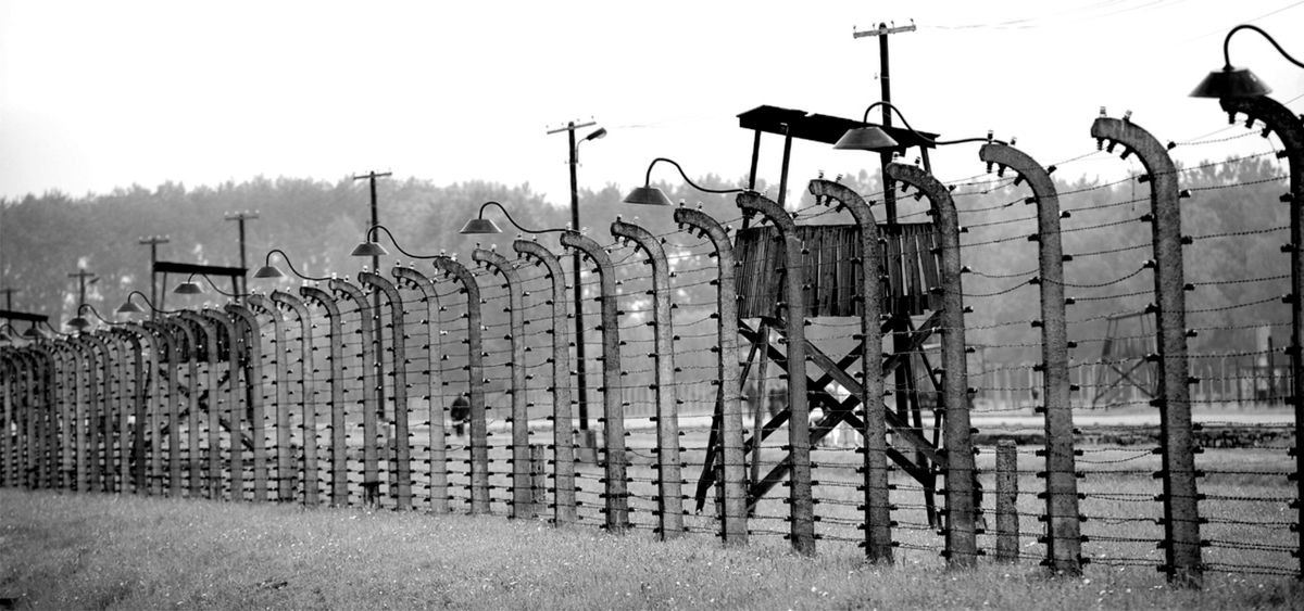 "Polskie obozy koncentracyjne" w niemieckim podręczniku