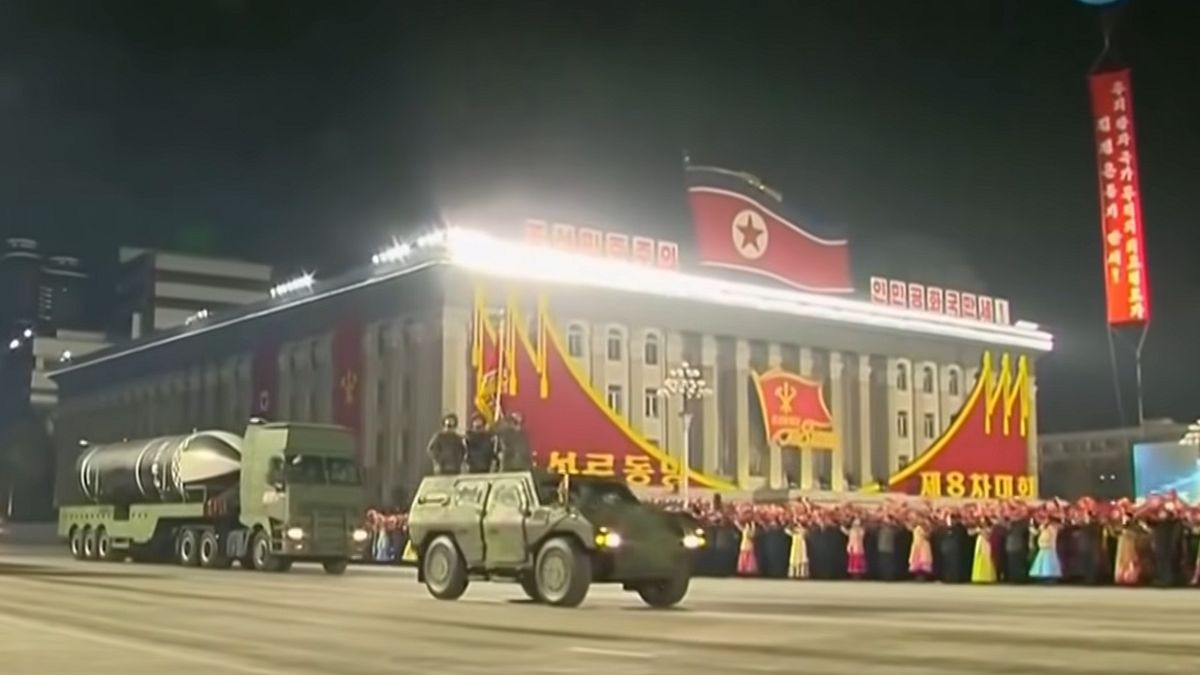 Korea Północna zaprezentowała nowy pocisk balistyczny