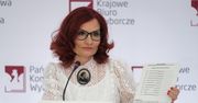 Magdalena Pietrzak znów zaskoczyła stylizacją. Trudno nie spojrzeć na nietypową ozdobę szefowej KBW