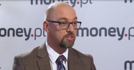 Chaosu na polskim niebie nie będzie. "Polscy kontrolerzy lotów nie biorą przykładów z Zachodu"