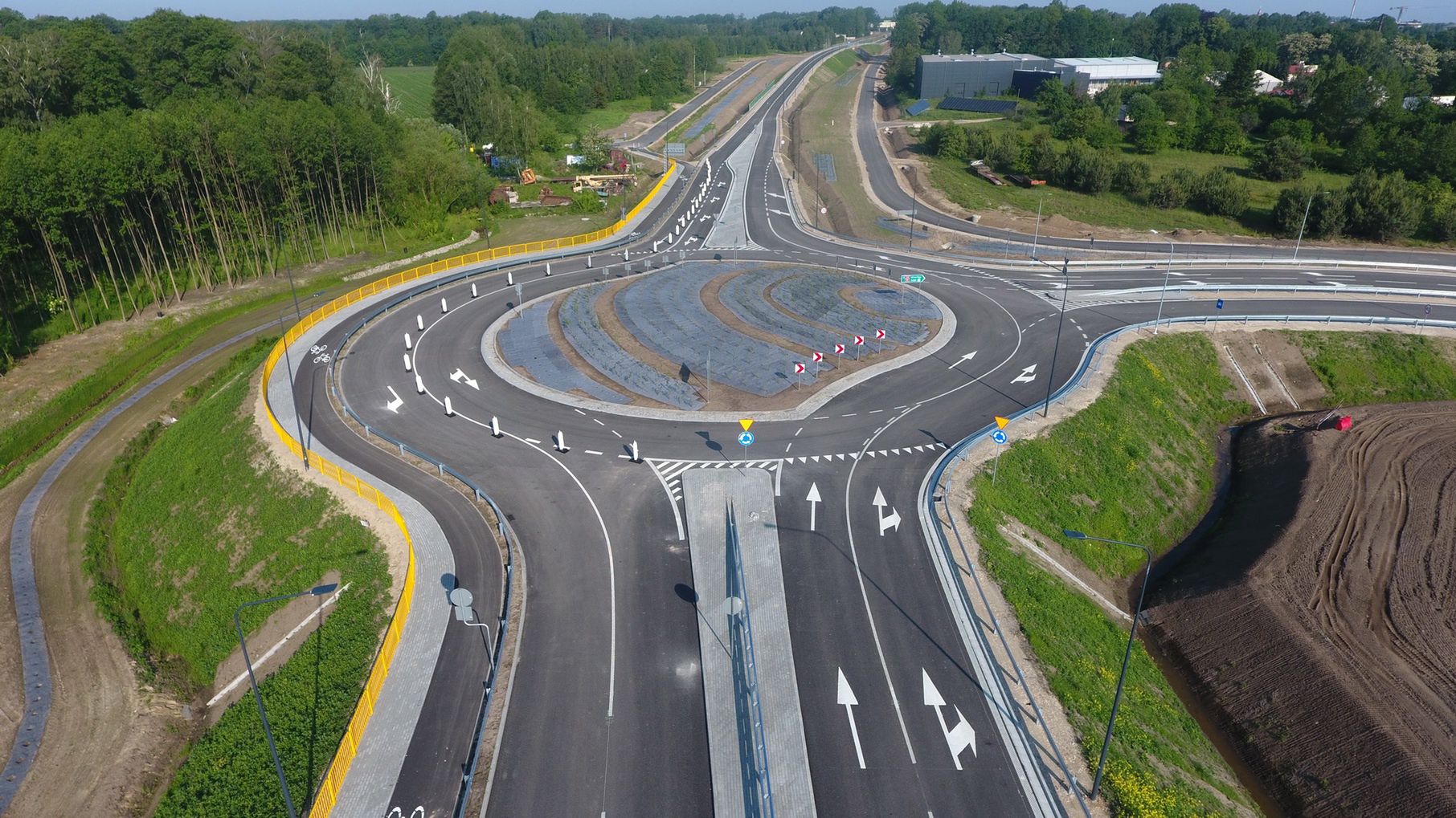 Gotowy odcinek drogi ekspresowej S14 Łódź Lublinek - Aleksandrów Łódzki (pierwszy z dwóch fragmentów zachodniej obwodnicy Łodzi)