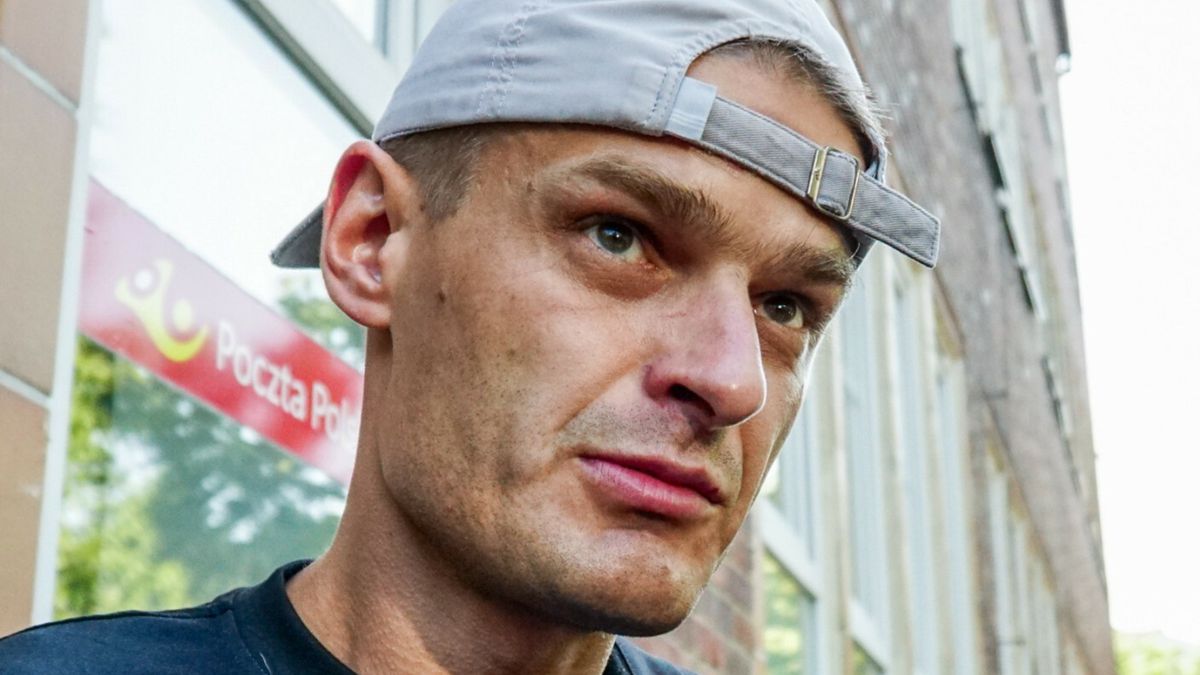 Policjant, który pomógł Tomaszowi Komendzie w walce o wolność, zabrał głos