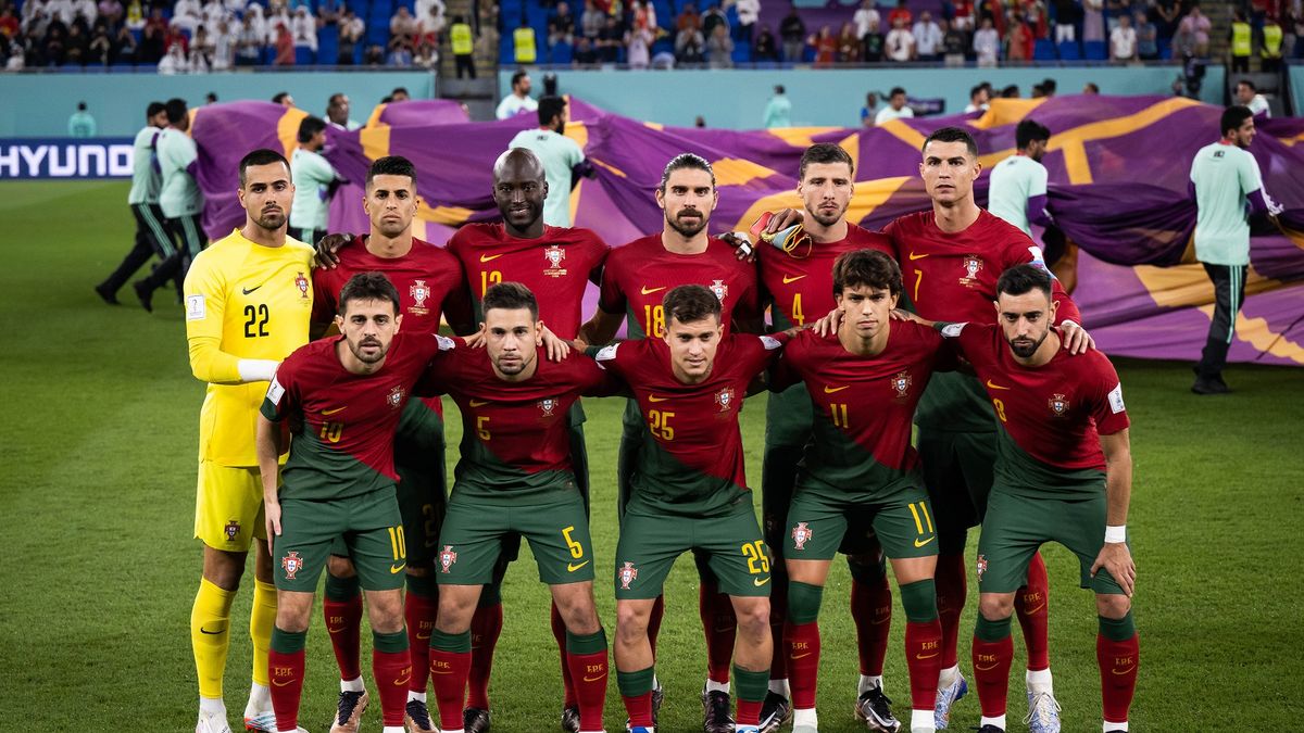 Getty Images / Marvin Ibo Guengoer - GES Sportfoto / Na zdjęciu: Reprezentacja Portugalii.