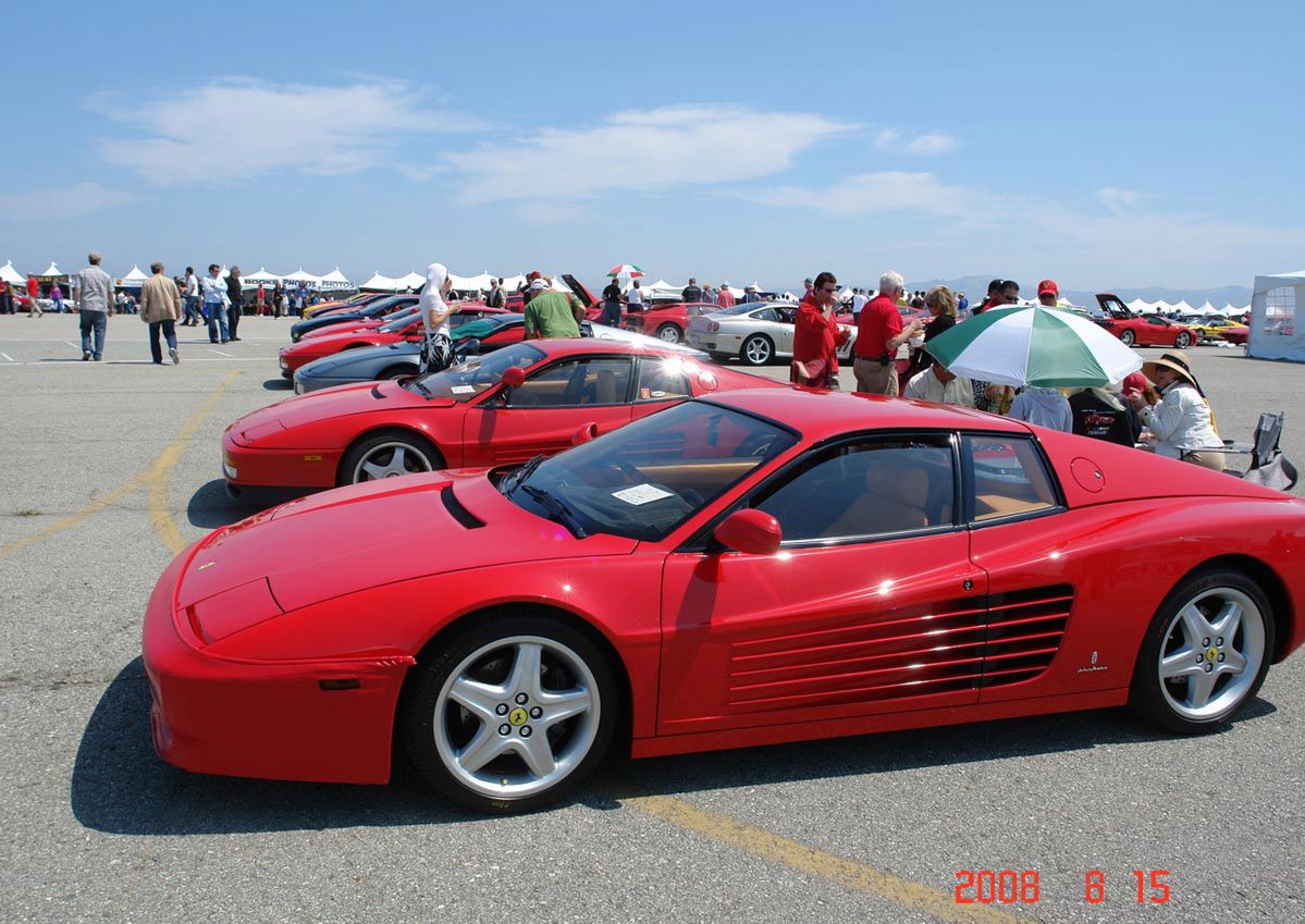 Ferrari Testarossa (fot. Todd Lindenmuth, Mike Palmieri)