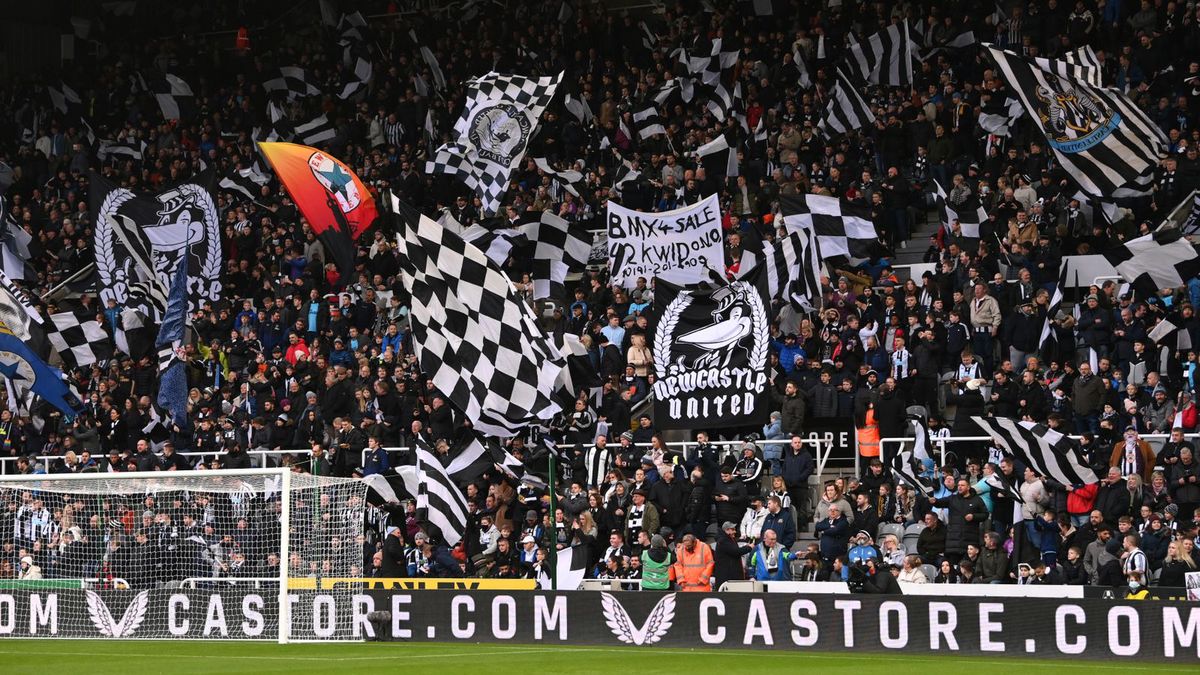 Zdjęcie okładkowe artykułu: Getty Images /  / Na zdjęciu: Kibice Newcastle United