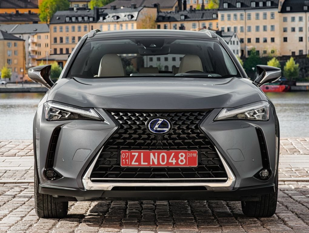 Jedną z nowości zaprezentowanych na tegorocznym Warsaw Motor Show będzie najnowszy, mały SUV Lexusa