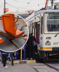 Rumunia. O włos od tragedii. Szyna rozcięła podłogę i wpadła do środka tramwaju