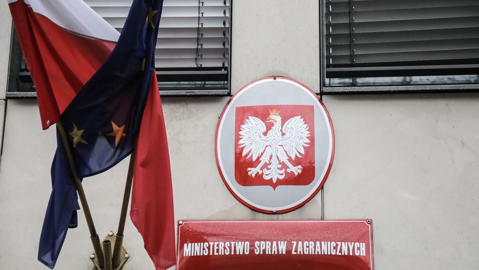 MSZ odradza podróże na Ukrainę. "Utrzymuje się poważne zagrożenie"
