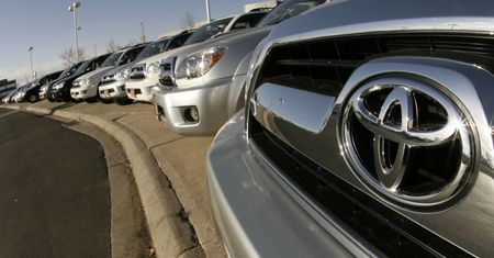 Toyota rozważa wejście na rynek samochodów elektrycznych do 2020 r.