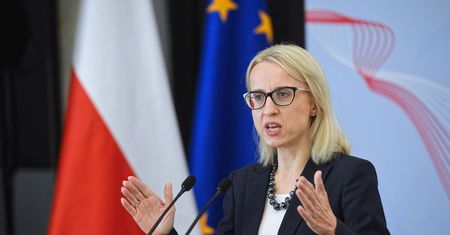Dziura budżetowa historycznie mała. Ale za rogiem czai się spowolnienie