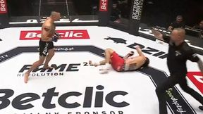 Kompletna dominacja. Trzykrotnie powalił rywala