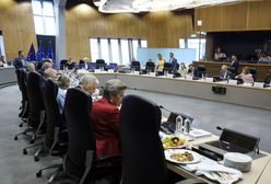 Bruksela uderza w "lex Tusk". Komisarze zdecydowali