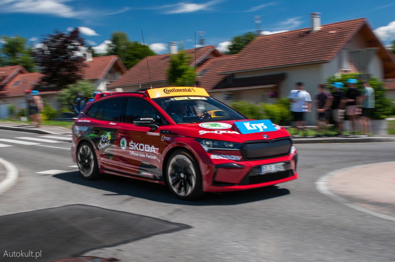 Pojechałem na wielki rowerowy wyścig, żeby zobaczyć, jak dobre są samochody elektryczne