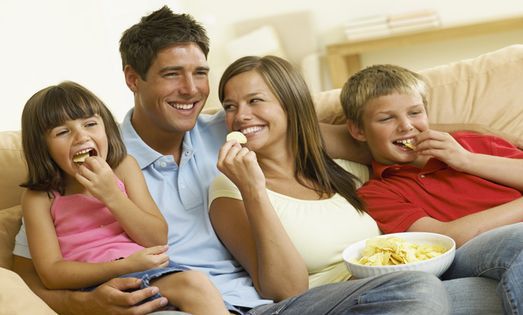 Rodzinne posiłki kształtują zdrowe nawyki żywieniowe