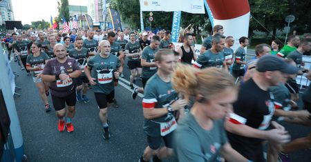 Warszawa. 4 tys. osób pobiegło w 30. Biegu Powstania Warszawskiego