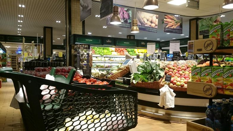 Prawie co dziesiąty sklep otwarty w niedziele wbrew prawu