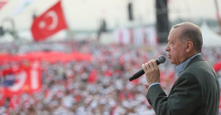 Zaskakująca obietnica Erdogana. "Obiecuję, że nie zmienię stanowiska w sprawie NATO"