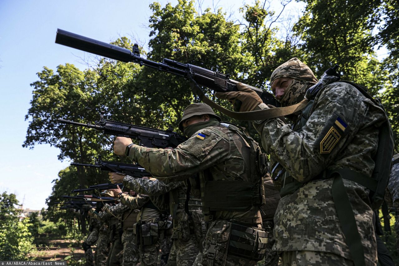 Wojna w Ukrainie. Rosjanie szykują szturm. "Zapłacimy wysoką cenę"
