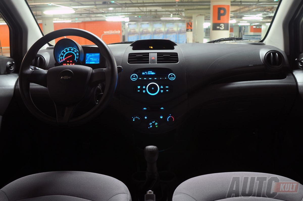 Chevrolet Spark - wnętrze