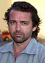 Angus MacFadyen