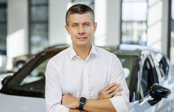 "Trudno o twórczy ferment, gdy ludzie sobie przytakują". Kwestionariusz Arkadiusza Nowińskiego z TOP10 Wpływowych