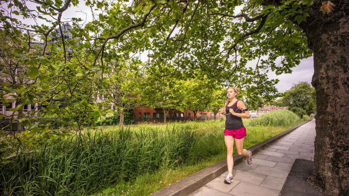 Aby spalić tłuszcz i schudnąć, należy biegać z odpowiednią szybkością i w odpowiednim czasie