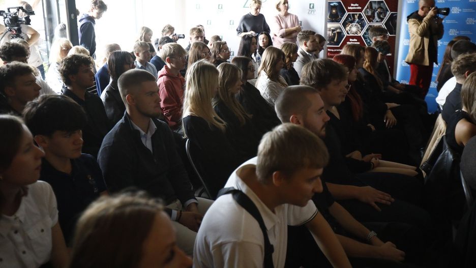 Debata Perspektywy zawodowe dla młodzieży