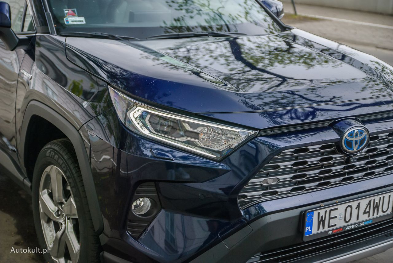 Toyota RAV4 jest najczęściej kradzionym autem wśród pojazdów z warszawskimi tablicami