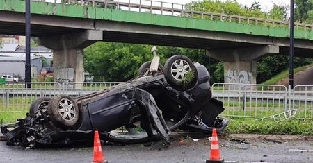W tym miejscu dochodzi do wielu wypadków z powodu nadmiernej prędkości. Miasto ograniczyło prędkość z 70 do 50 km/h