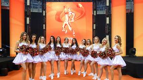 Cheerlederki w trakcie sobotnich meczów w Tauron Arenie Kraków (galeria)